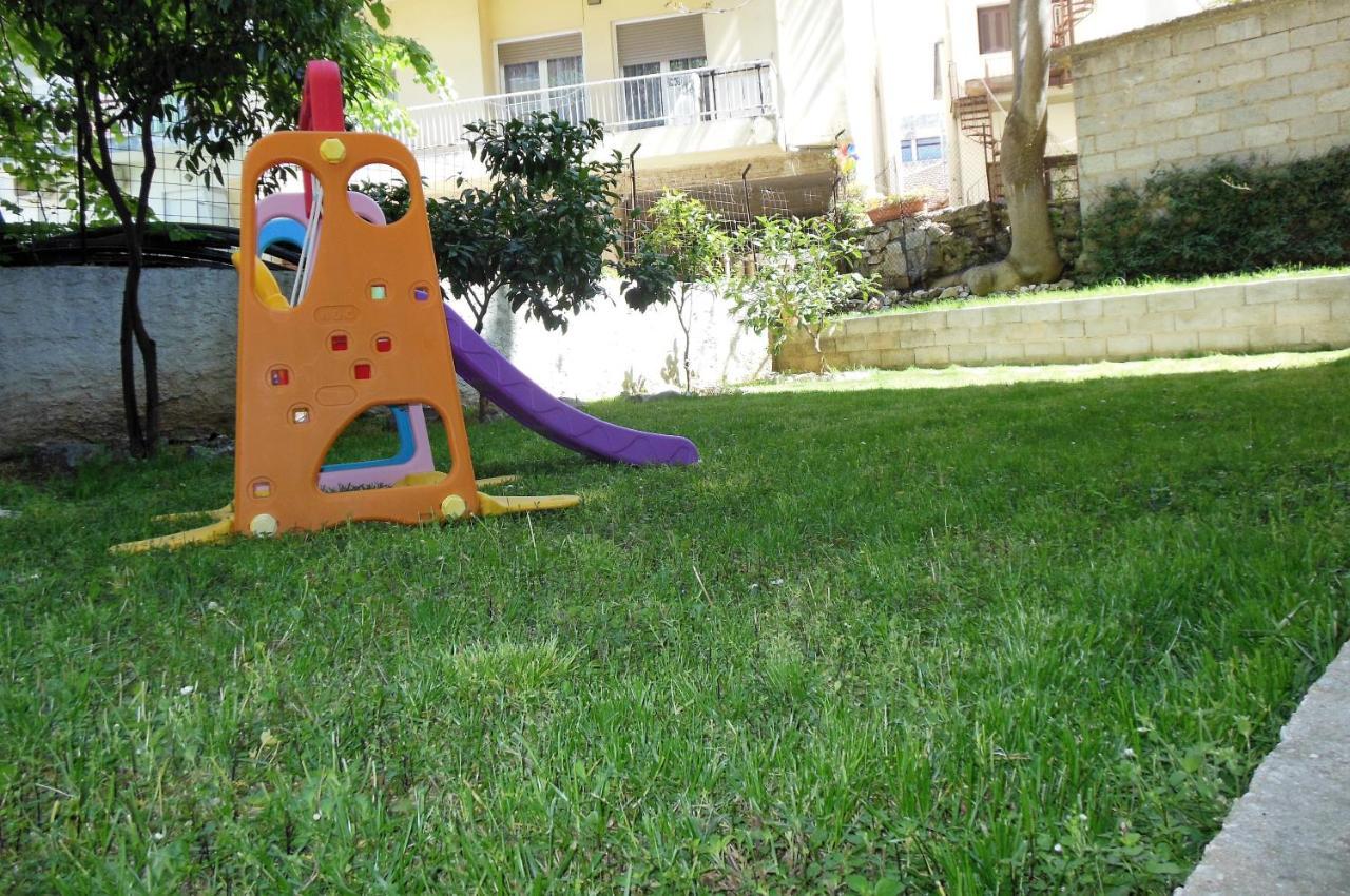 דירות יואנינה Nicki House מראה חיצוני תמונה